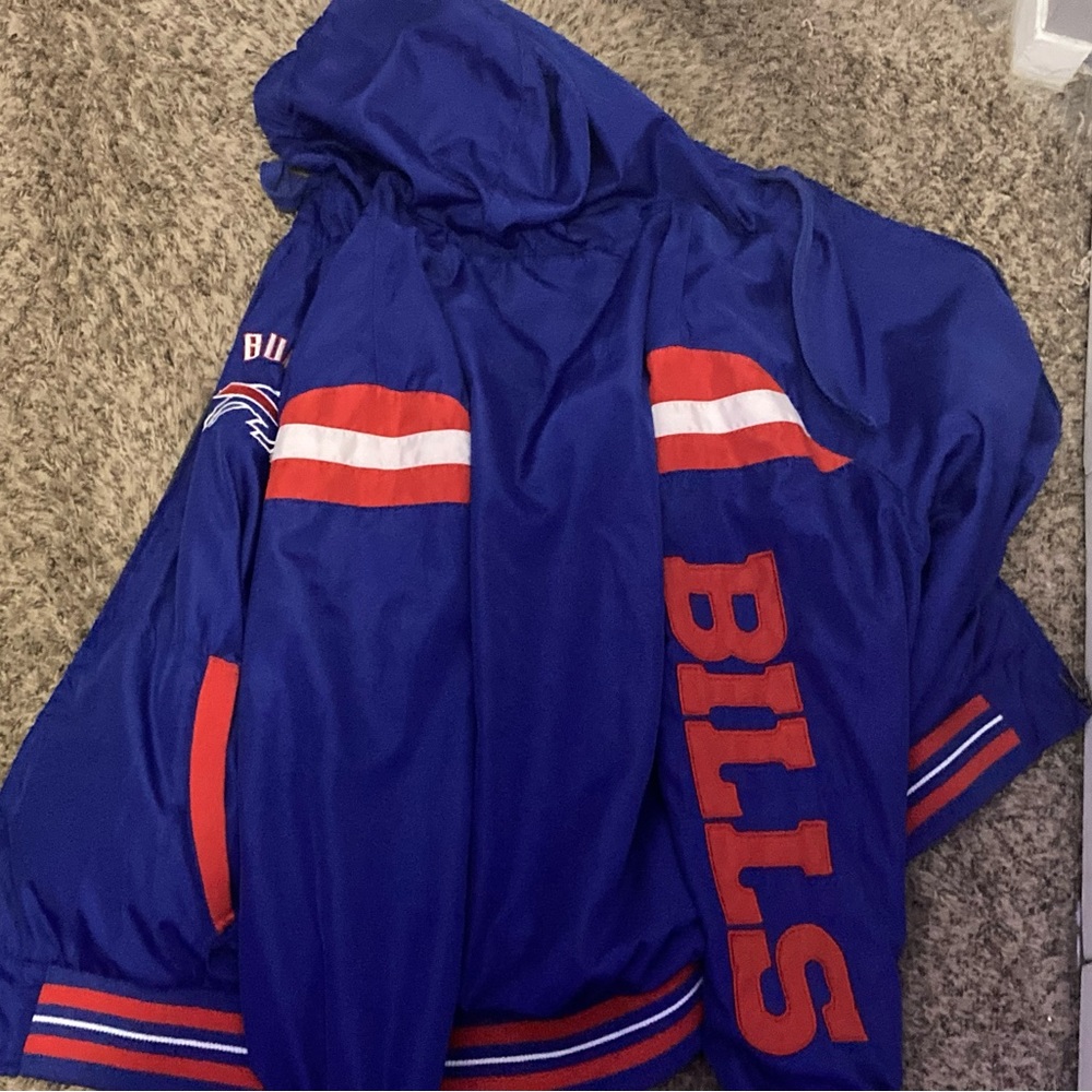 Buffalo Bills Zip Up Jacket with hood - Large Men’s - Reversible